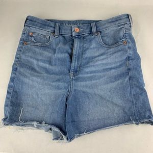 AE curvy high waisted shorts